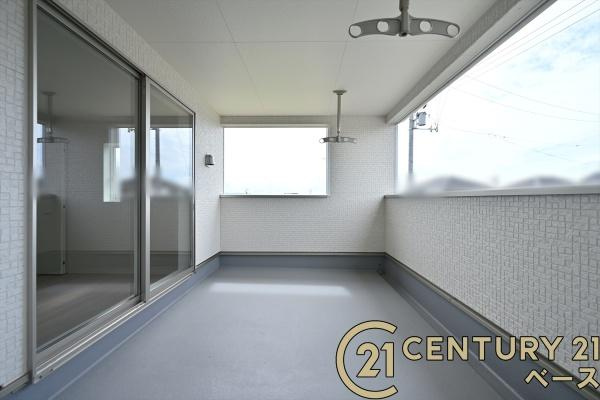 クレイドルガーデン杏町 １号棟 ／新築一戸建のバルコニー|■現地撮影写真■インナーバルコニーで急な雨でも安心です！