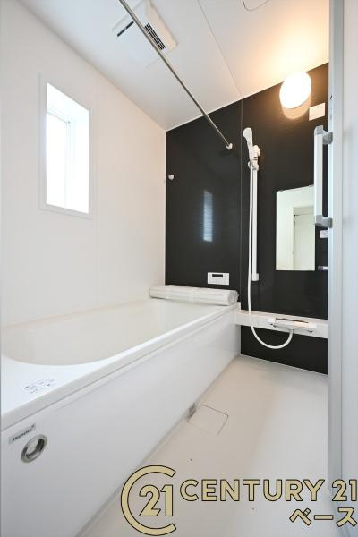 クレイドルガーデン杏町 １号棟 ／新築一戸建の浴室|■現地撮影写真■ゆったり１坪サイズ！足を伸ばしての入浴は疲れも癒してくれます！