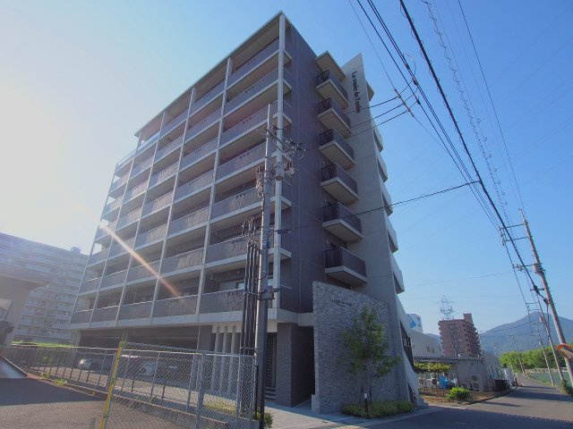 ラ・ロゼドロープ中筋の外観