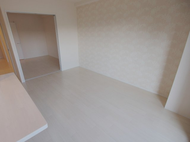 ラ・ロゼドロープ中筋の居間・リビング