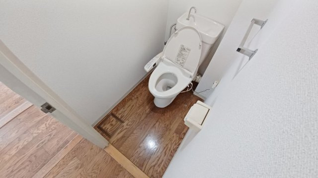 パークタウン五領第6団地5階のトイレ|東側トイレ