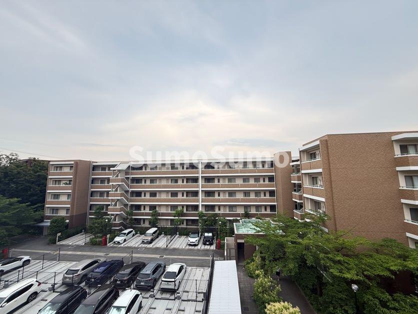 住吉山手コモンズC棟の展望