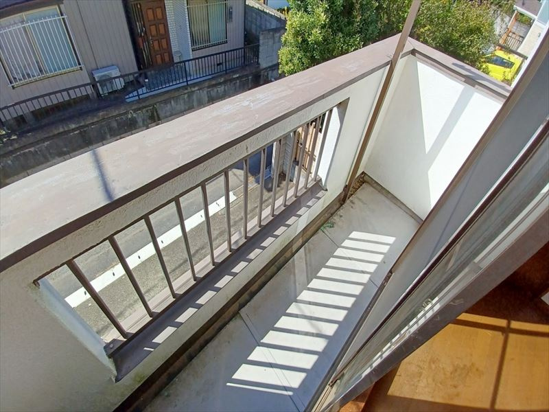 東松山市東平　中古戸建のバルコニー