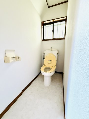 東松山市東平　中古戸建のトイレ