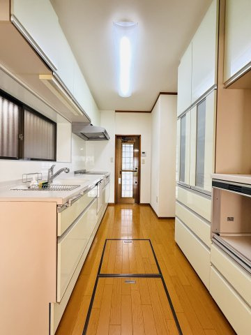 東松山市松山町1丁目　中古戸建のキッチン