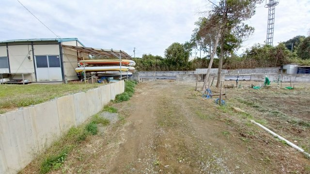 東松山市大谷　土地135坪の外観|土地への道