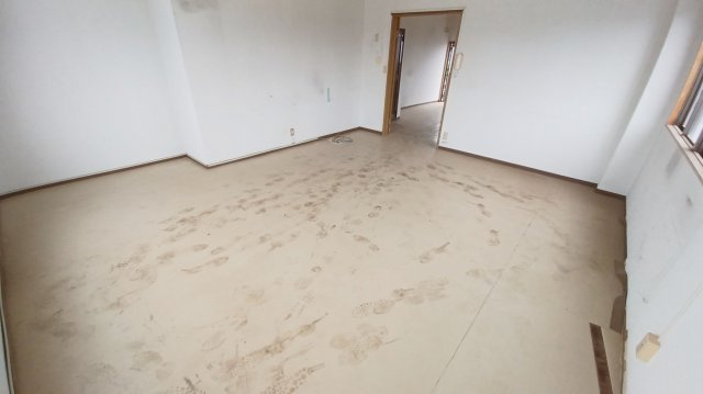 東松山市大字下野本中古店舗の内装|2階東側店舗