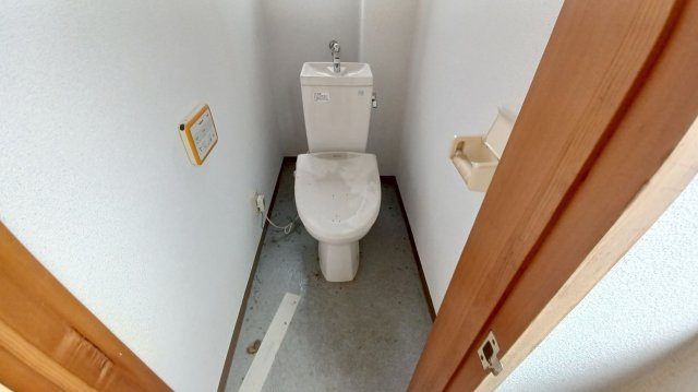 東松山市大字下野本中古店舗のトイレ|2階東側店舗トイレ