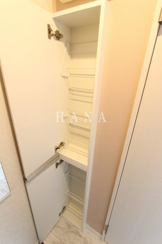 ユナイト西横浜アリスバーリーの玄関