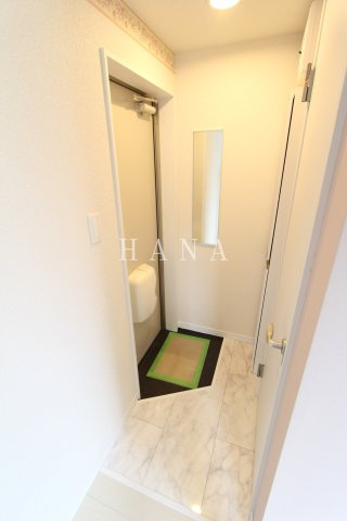 ユナイト西横浜アリスバーリーのエントランス