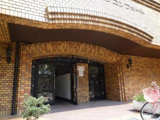 尼崎アーバンコンフォートのエントランス