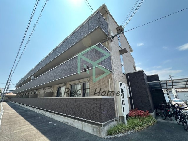 アップフィールド