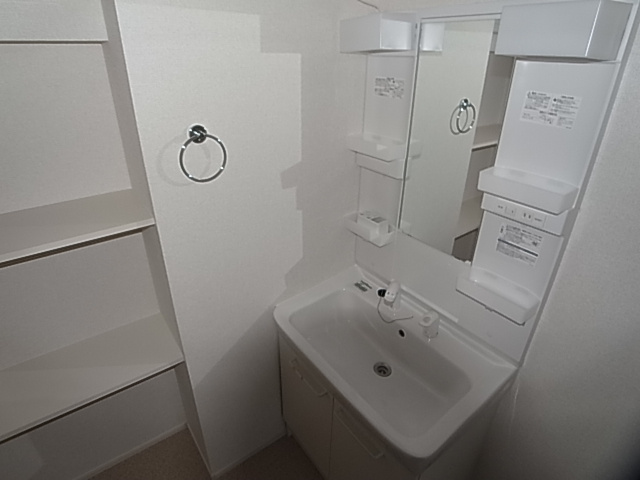 神戸市北区鈴蘭台北町２丁目のアパートの洗面所|シャンプードレッサー