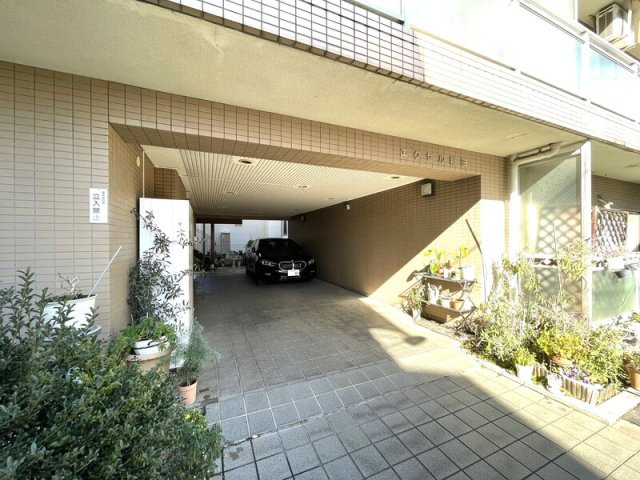 エクセル稲田のエントランス