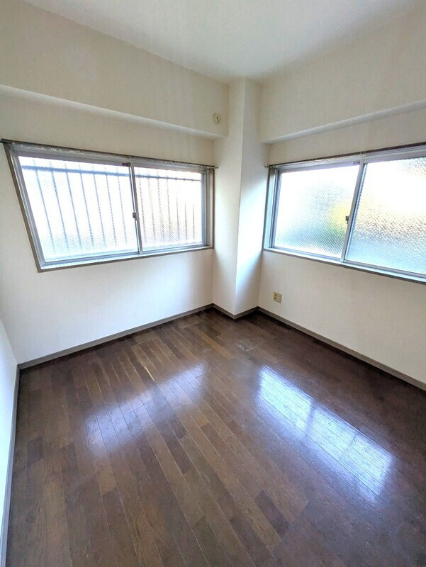 エクセル稲田の居間・リビング