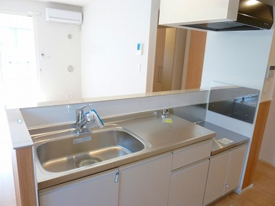 【キッチン】 | ル・レスト | キッチンです