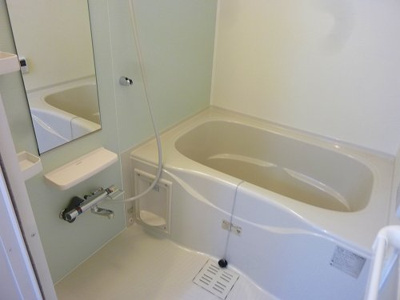 【浴室】 | ル・レスト | お風呂で日々の疲れを落としましょう