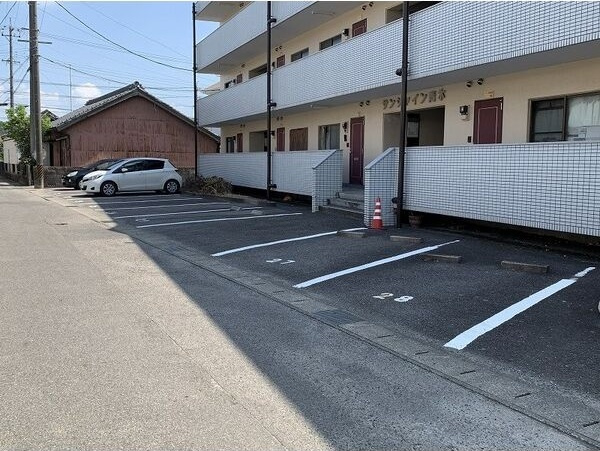 サンシャイン青木　　刈谷市の賃貸ならクラスホーム刈谷店の駐車場