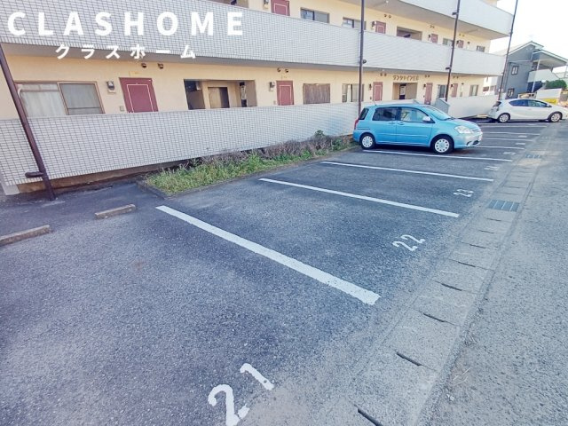 サンシャイン青木　　刈谷市の賃貸ならクラスホーム刈谷店の駐車場