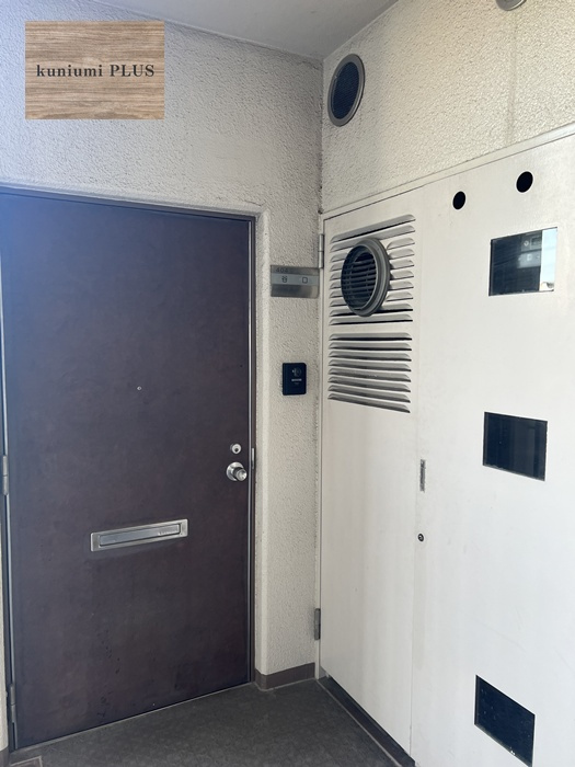 三陽ハイツ都島の玄関