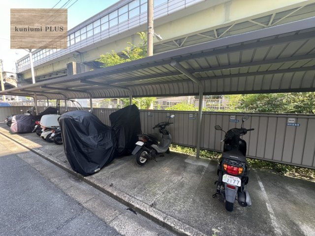 三陽ハイツ都島の駐輪場