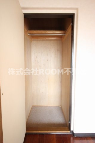 メゾンド都原の収納