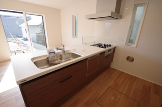 【キッチン】 | 【仲介手数料無料！！】多摩市和田　新築戸建て（全9区画）6号棟　5000万円