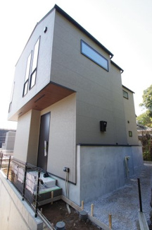 【エントランス】 | 【仲介手数料無料！！】多摩市和田　新築戸建て（全9区画）6号棟　5000万円