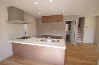 【キッチン】 | 【仲介手数料無料！！】多摩市和田　新築戸建て（全9区画）6号棟　5000万円