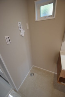 【ランドリースペース】 | 【仲介手数料無料！！】多摩市和田　新築戸建て（全9区画）6号棟　5000万円