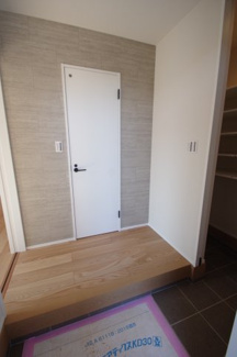 【玄関】 | 【仲介手数料無料！！】多摩市和田　新築戸建て（全9区画）6号棟　5000万円