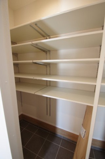 【収納】 | 【仲介手数料無料！！】多摩市和田　新築戸建て（全9区画）6号棟　5000万円 | ウォークインシューズクローゼット