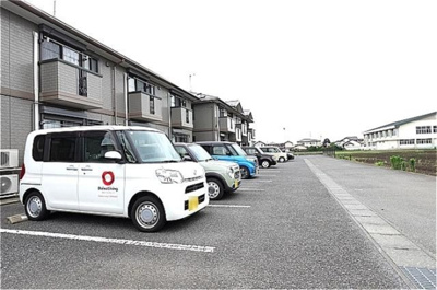 【駐車場】 | サニーウェル　Ｂ