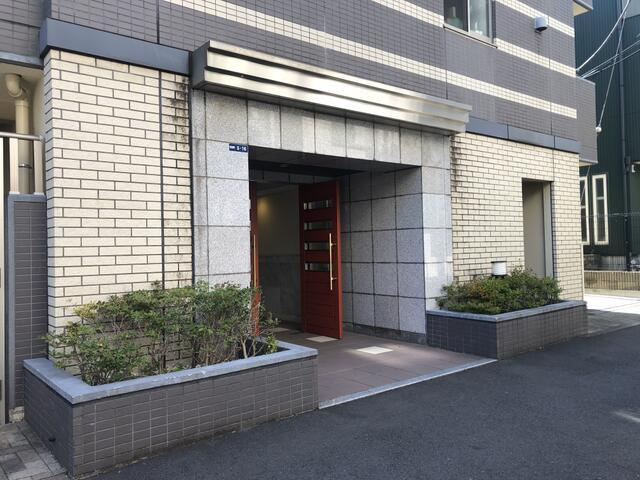 アドバンス明豊のエントランス|エントランスです