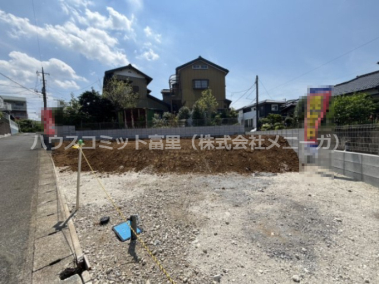 成田市南平台　新築戸建ての外観