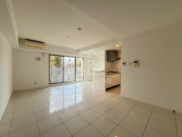 G-FLATの居間・リビング