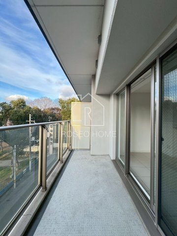 G-FLATのバルコニー