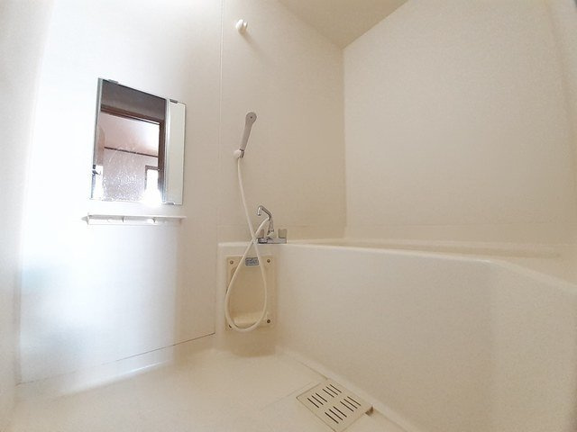 アムラインＢの浴室