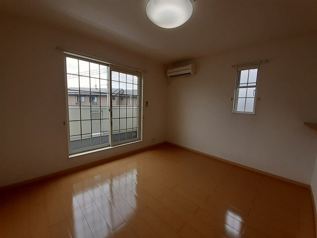 ラ・ペッシェＳの居間・リビング