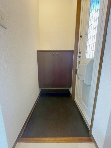 ボナミ田中ハイツの玄関|収納もある玄関です