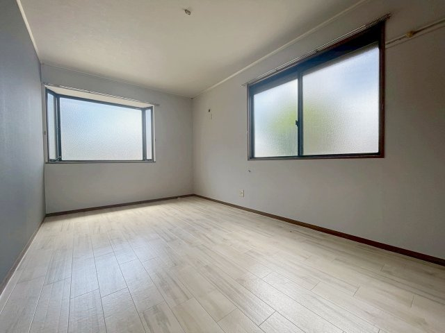 ボナミ田中ハイツの居間・リビング