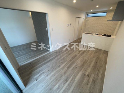 【居間・リビング】 | Nana A棟 | 同間取り別室の写真。現況優先