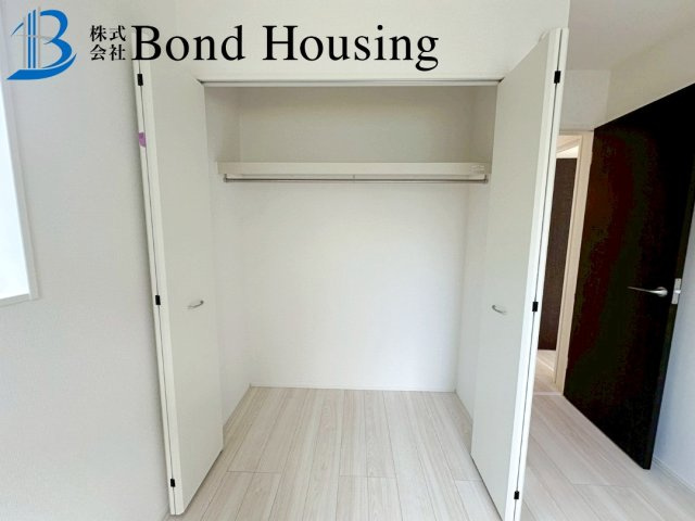 「お車並列2台駐車可」「長期優良住宅」神陵台8丁目 全2棟 1号棟の収納