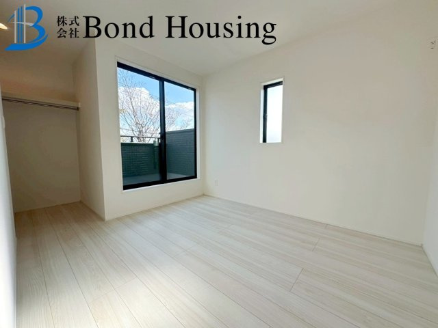 「お車並列2台駐車可」「長期優良住宅」神陵台8丁目 全2棟 1号棟の子供部屋