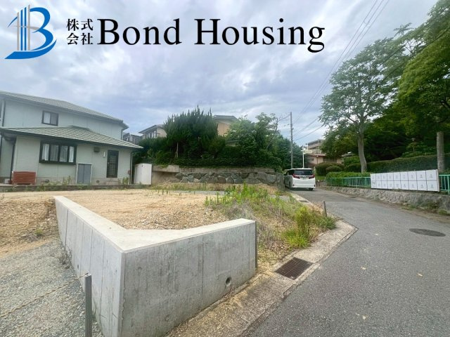 「お車並列2台駐車可」「長期優良住宅」神陵台8丁目 全2棟 1号棟の庭