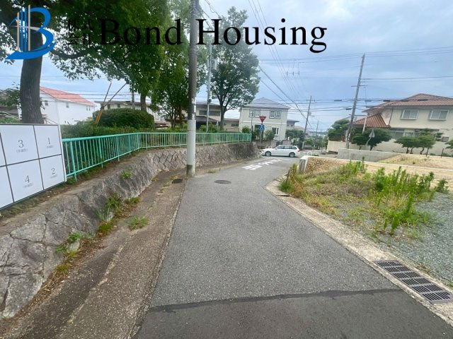 「お車並列2台駐車可」「長期優良住宅」神陵台8丁目 全2棟 1号棟の周辺