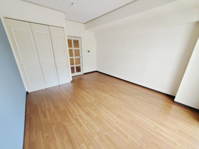 ロシェ宝塚の寝室