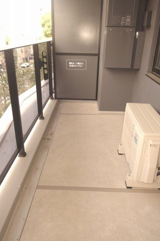 RJRプレシア東十条ガーデンのバルコニー