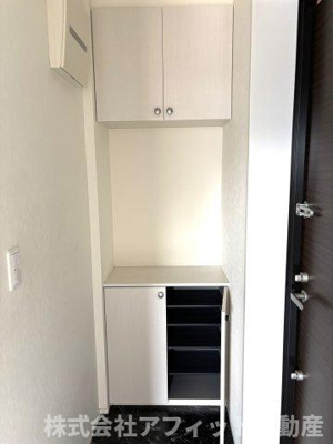 【玄関】 | アルバーノ駅前大通り | シューズボックス