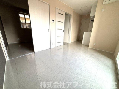 【居間・リビング】 | アルバーノ駅前大通り | LDK7.7帖